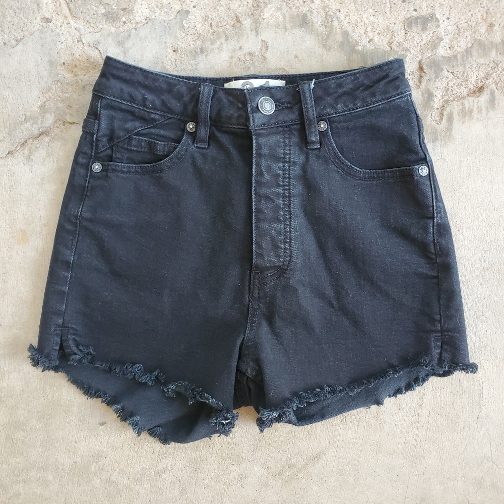We The Free People CRVY Button Fly  Black Stretchy Denim Cutoffs Mid Rise sz 24